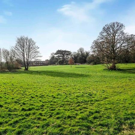 Villa Quiet & Secluded St Albans House Esterno foto