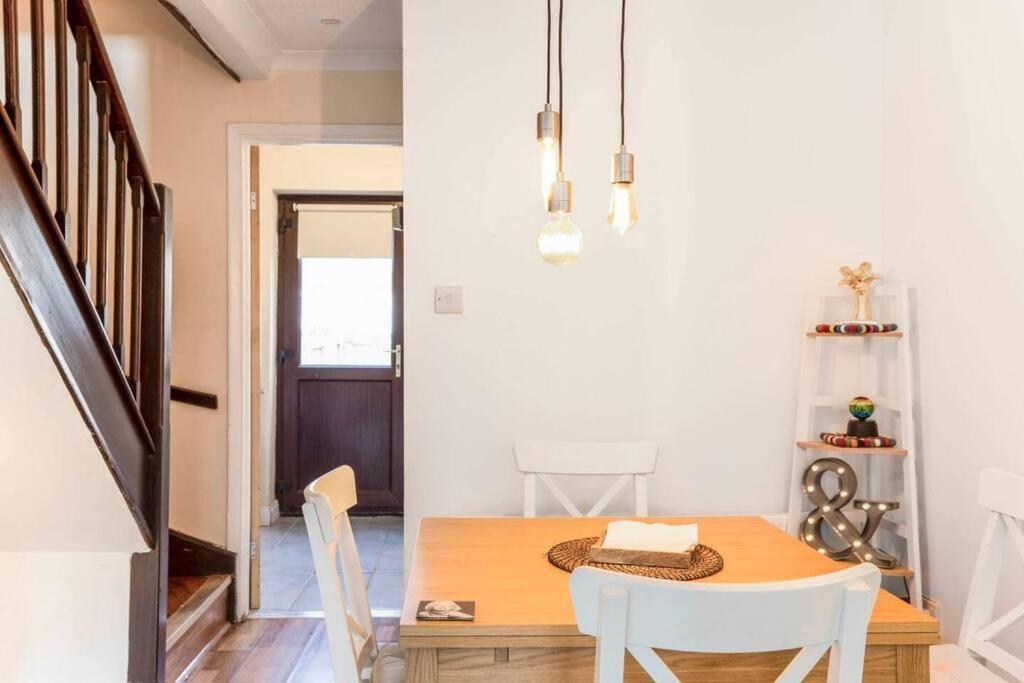 Villa Quiet & Secluded St Albans House Esterno foto