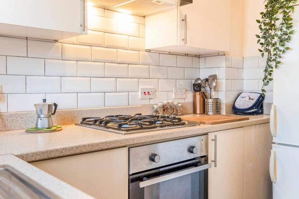 Villa Quiet & Secluded St Albans House Esterno foto