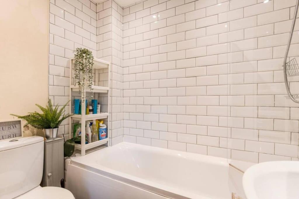 Villa Quiet & Secluded St Albans House Esterno foto