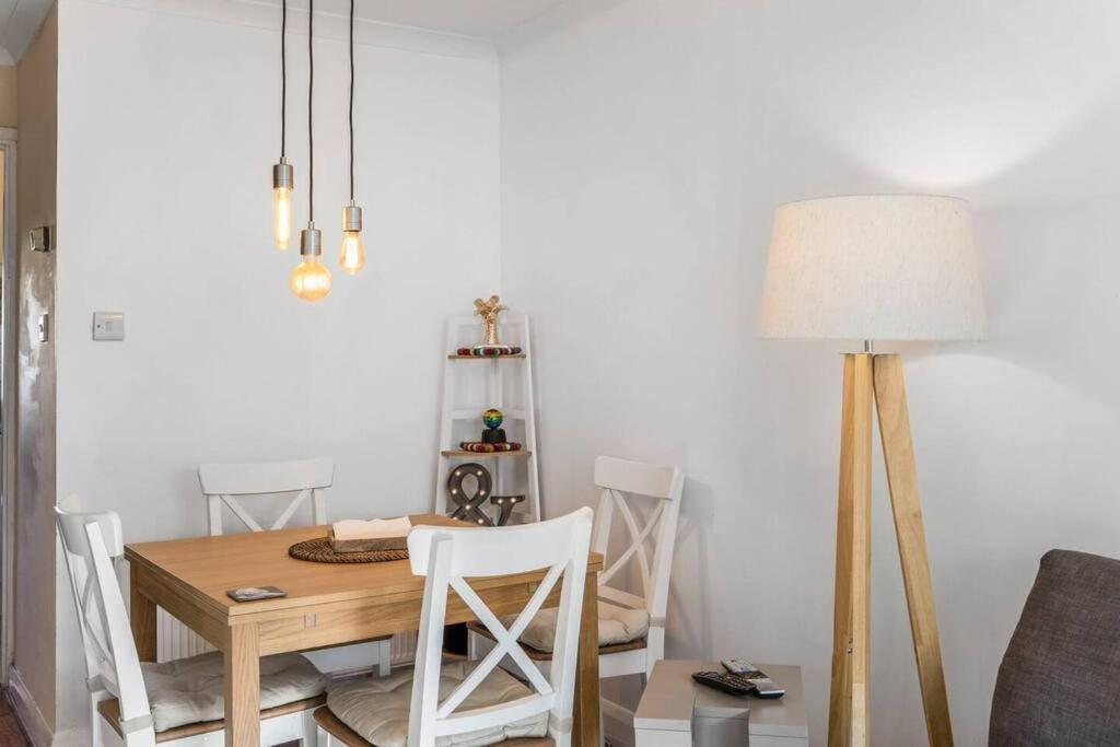 Villa Quiet & Secluded St Albans House Esterno foto